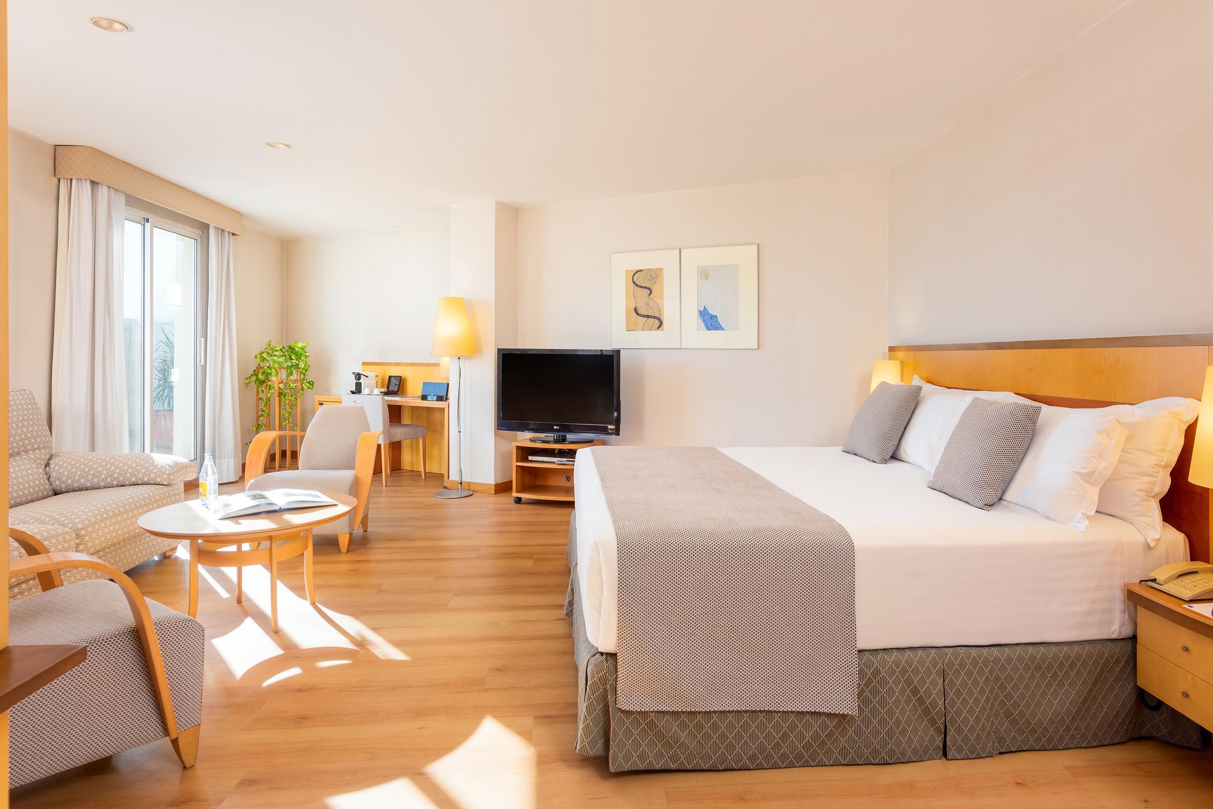 Hotel Castellon Center Affiliated By Melia كاستيون ذي لا بلاند المظهر الخارجي الصورة