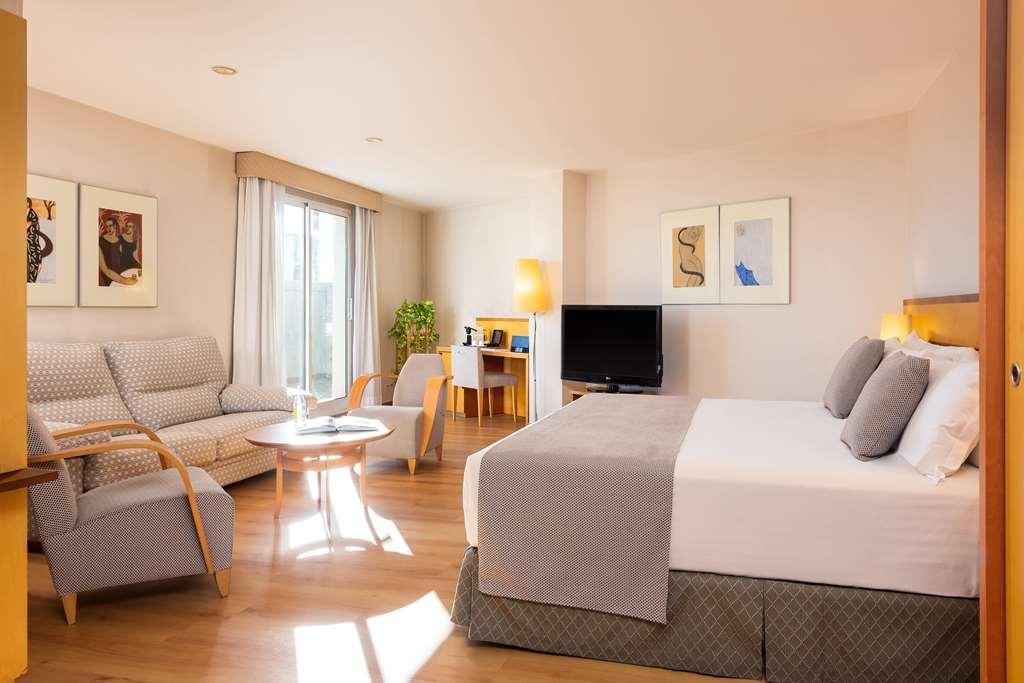 Hotel Castellon Center Affiliated By Melia كاستيون ذي لا بلاند الغرفة الصورة
